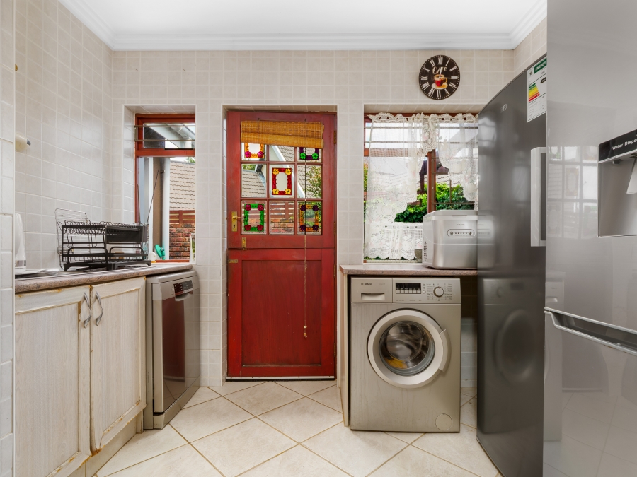 3 Bedroom Property for Sale in The Island Western Cape